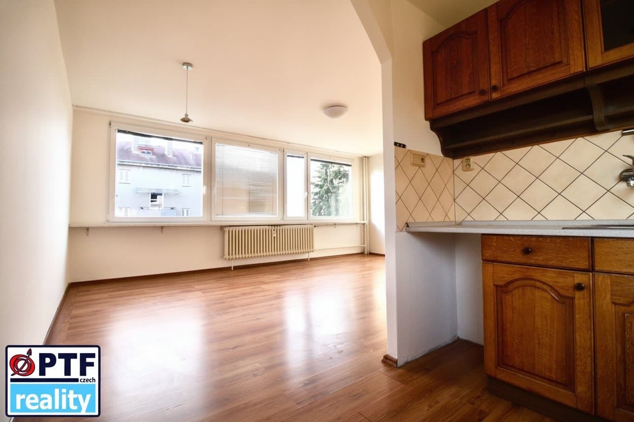 Pronájem světlého a prostorného bytu 3+1 (69 m²) – Zdice, ul. Havlíčkova — Zdice (fotografie 5)