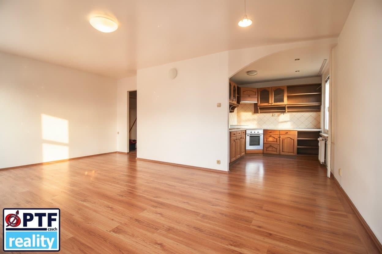 Pronájem světlého a prostorného bytu 3+1 (69 m²) – Zdice, ul. Havlíčkova