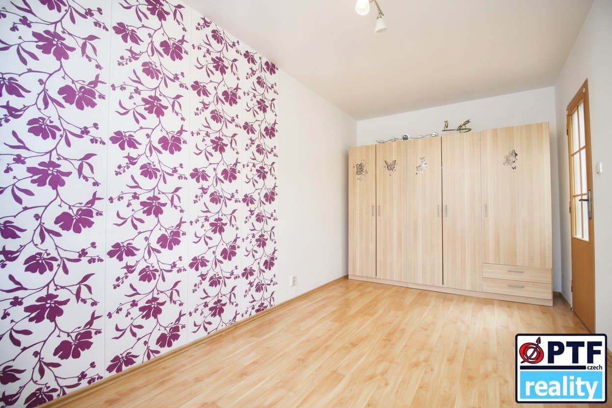 Pronájem světlého a prostorného bytu 3+1 (69 m²) – Zdice, ul. Havlíčkova — Zdice (fotografie 9)