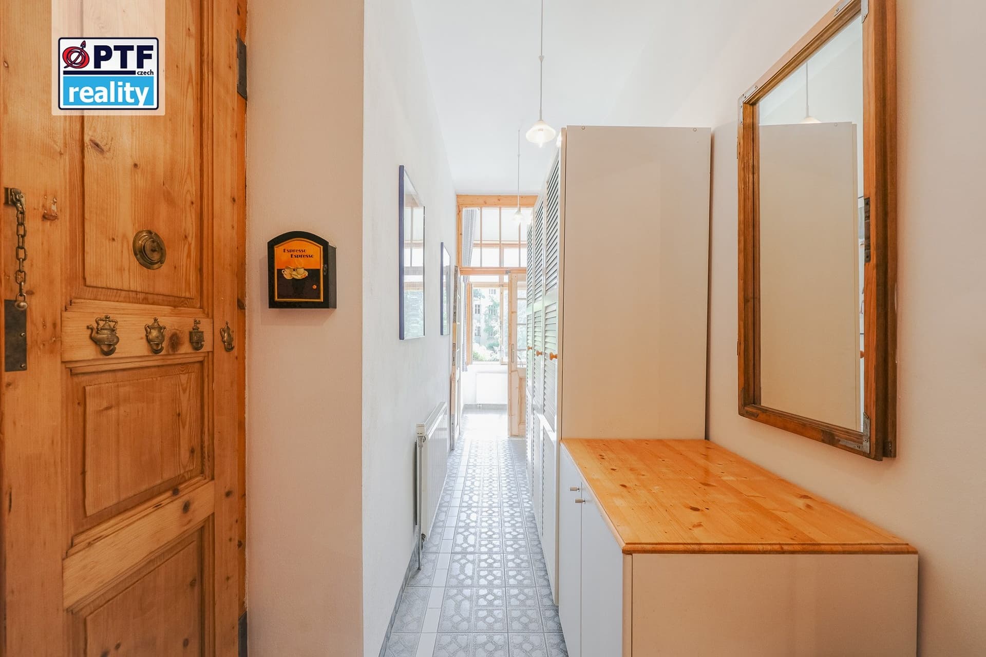 Podmanivý byt 3+kk (80 m²) se zimní zahradou v Borské ulici — Plzeň (fotografie 10)
