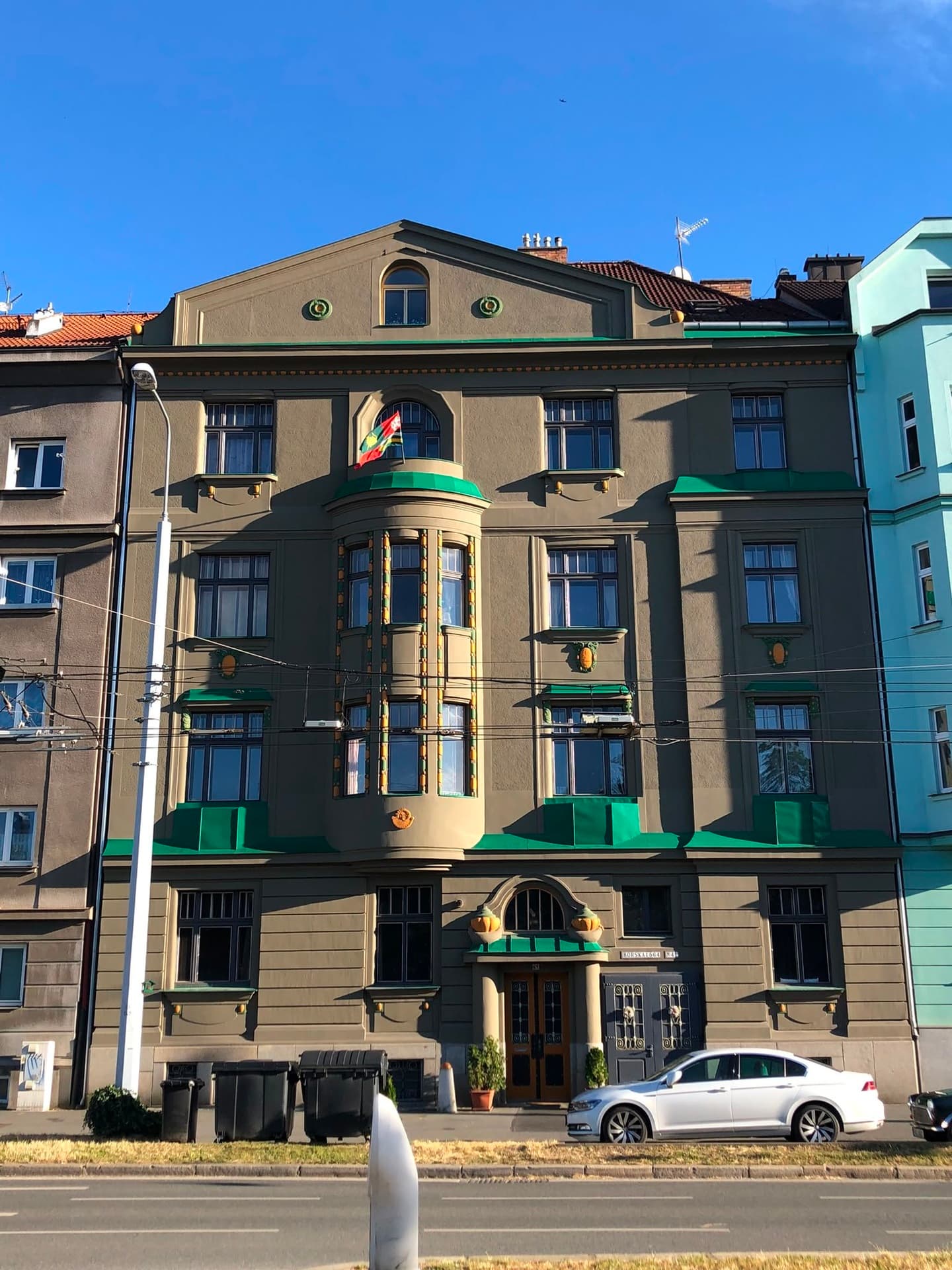 Podmanivý byt 3+kk (80 m²) se zimní zahradou v Borské ulici — Plzeň (fotografie 11)