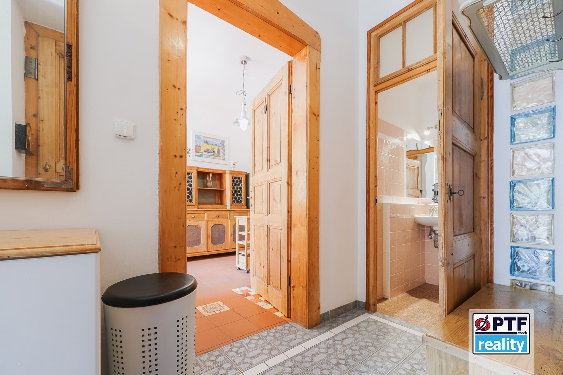 Podmanivý byt 3+kk (80 m²) se zimní zahradou v Borské ulici — Plzeň (fotografie 6)