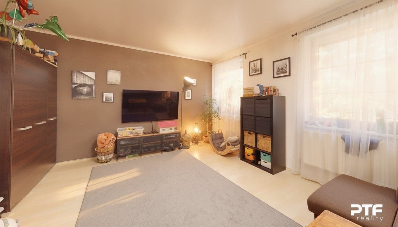 Pronájem bytu 3+1 84 m², Dýšina - Nová Huť