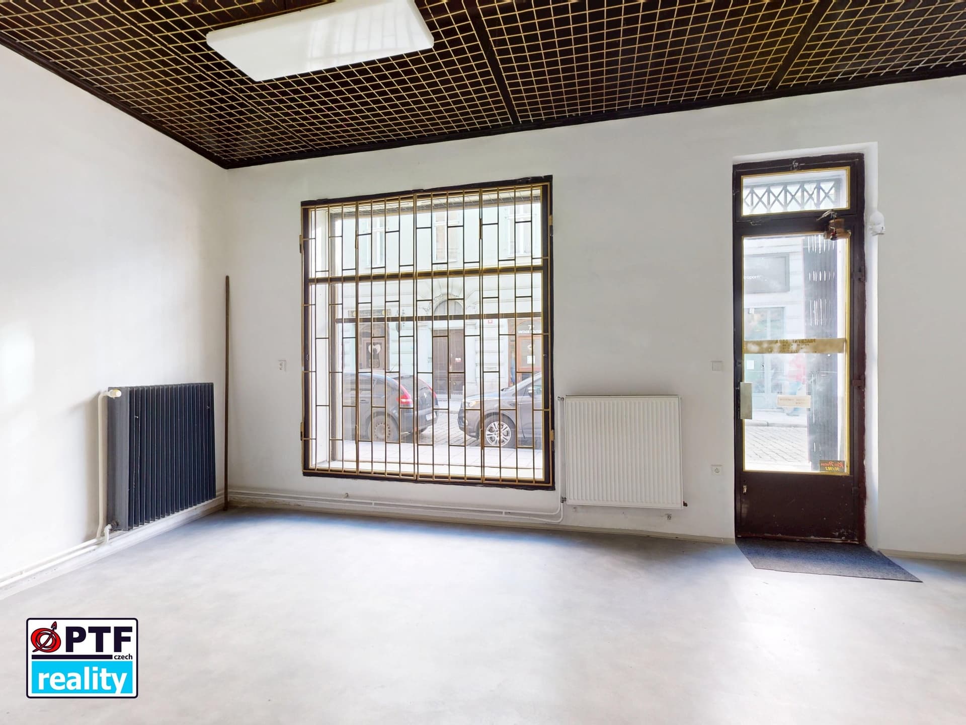 Pronájem obchodních prostor 95 m² - Plzeň — Plzeň (fotografie 2)