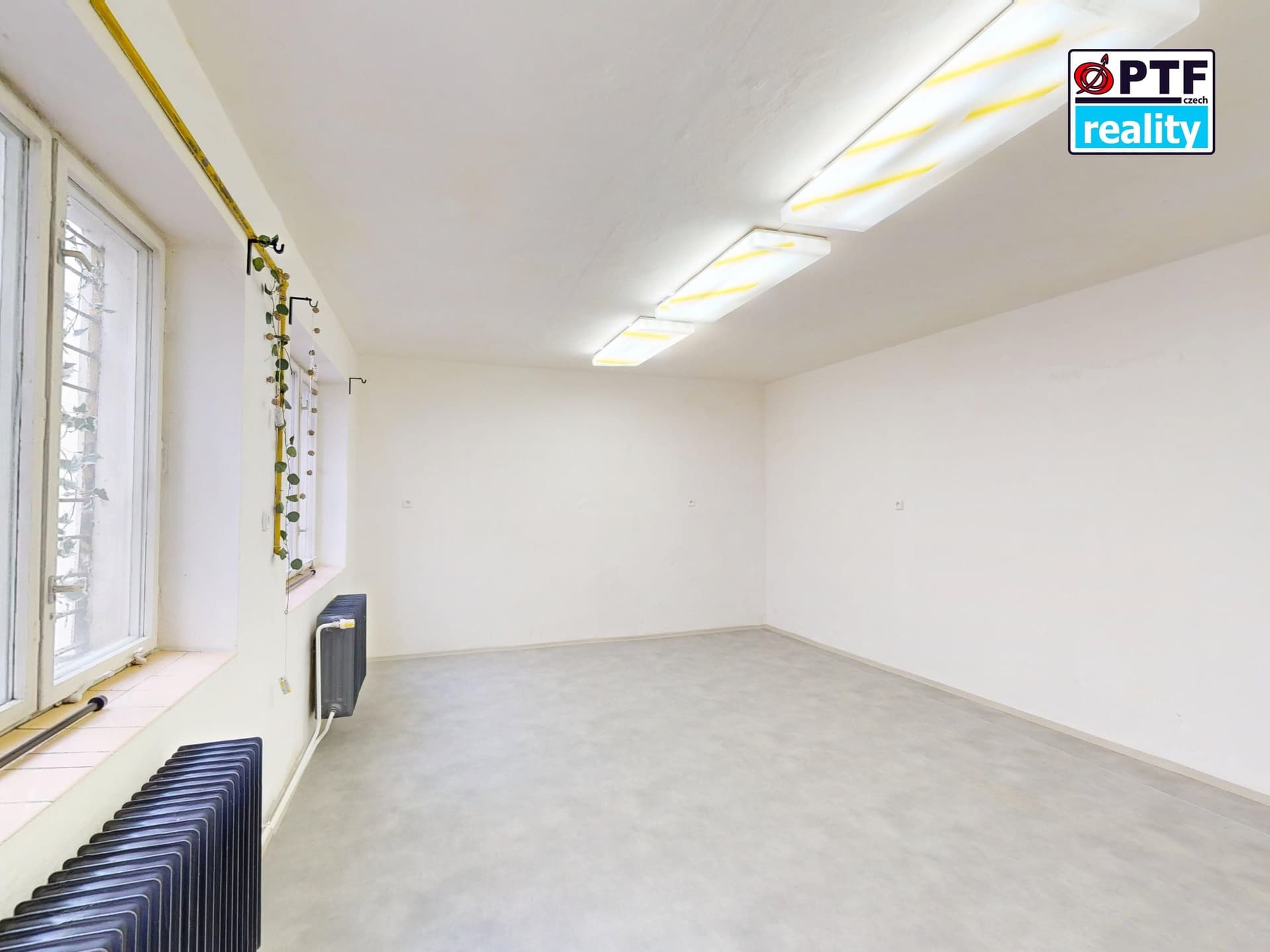 Pronájem obchodních prostor 95 m² - Plzeň — Plzeň (fotografie 8)