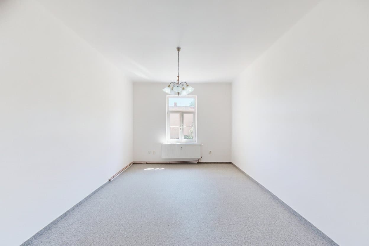 Pronájem bytu 2+1, 60 m², Plzeň – Slovany, ul. Blatenská — Plzeň (fotografie 3)