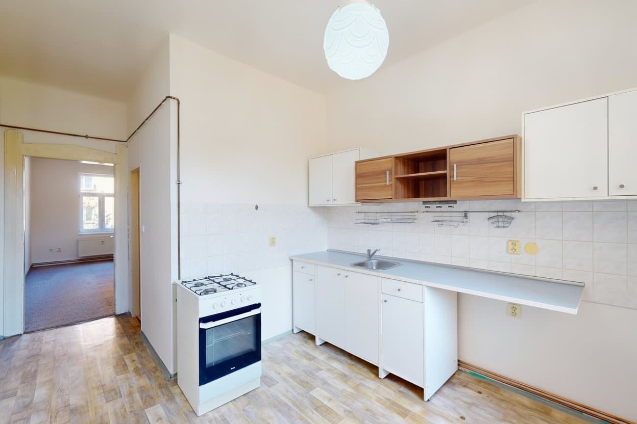 Pronájem bytu 2+1, 60 m², Plzeň – Slovany, ul. Blatenská — Plzeň (fotografie 6)