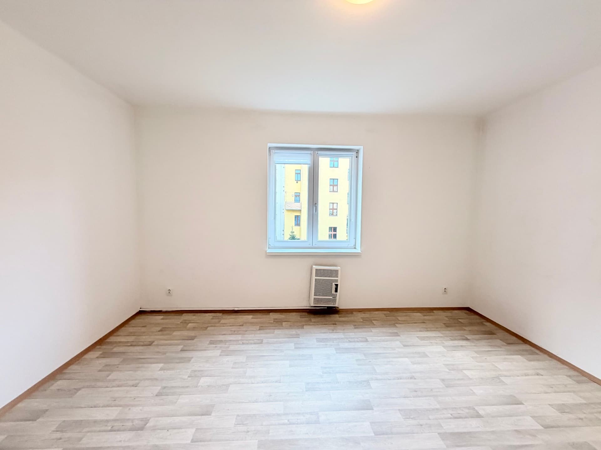 Pronájem bytu 1+1 37 m², Plzeň - ideální pro 1 osobu — Plzeň (fotografie 6)