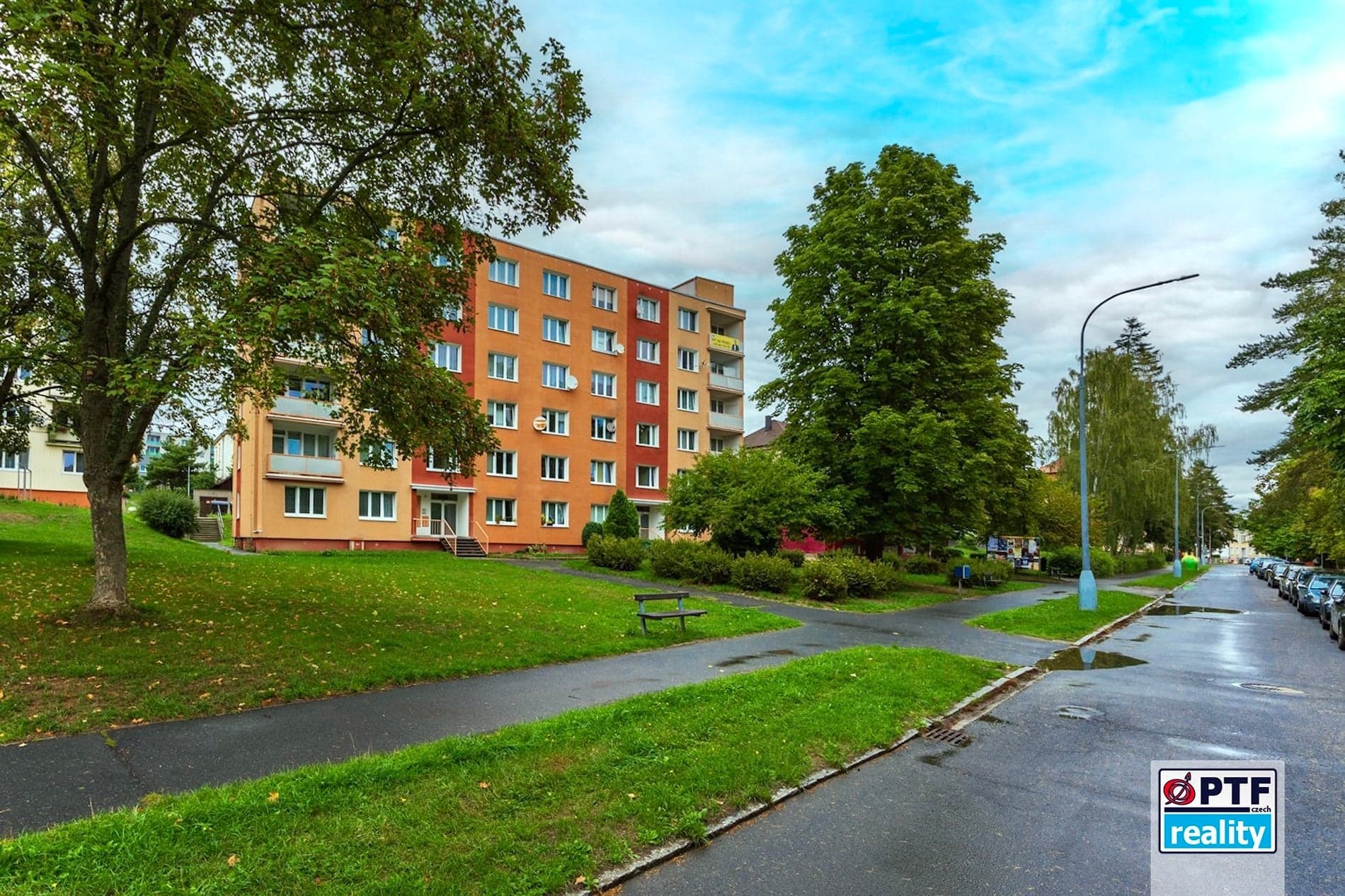 Prodej zrekonstruovaného bytu 3+1 s lodžií, Domažlice - Hořejší Předměstí — Domažlice (fotografie 14)