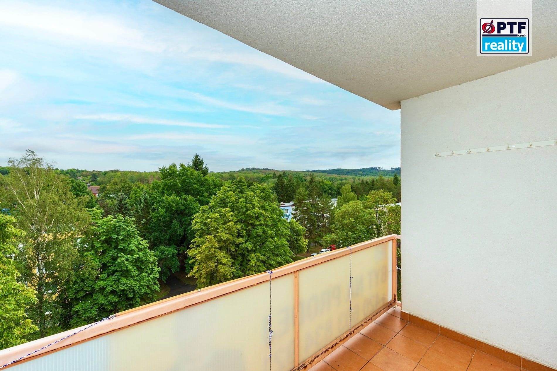 Prodej zrekonstruovaného bytu 3+1 s lodžií, Domažlice - Hořejší Předměstí — Domažlice (fotografie 4)